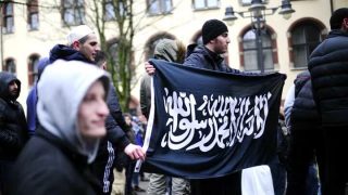 นายกฯเยอรมันเรียกร้องแบน “มัสยิด Salafi ” อ้างเชื่อมโยงกลุ่มไอเอส