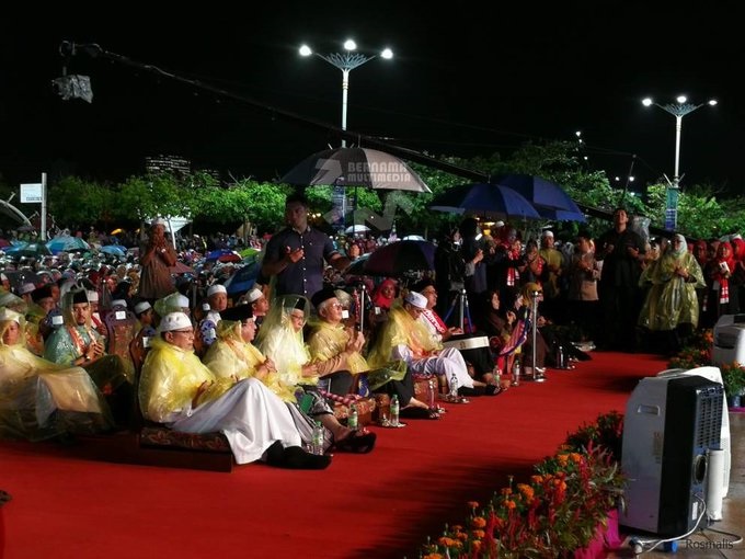มาเลเซียจัดพิธีทุกศาสนาเพื่อขอพรให้ประเทศ