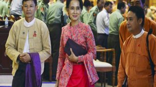 ซูจีจะร่วมประชุมซัมมิตเอเปก-อาเซียน