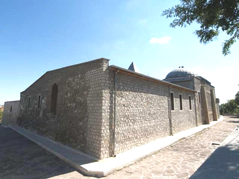 alaeddin-mosque-in-konya-turkey-0-copy
