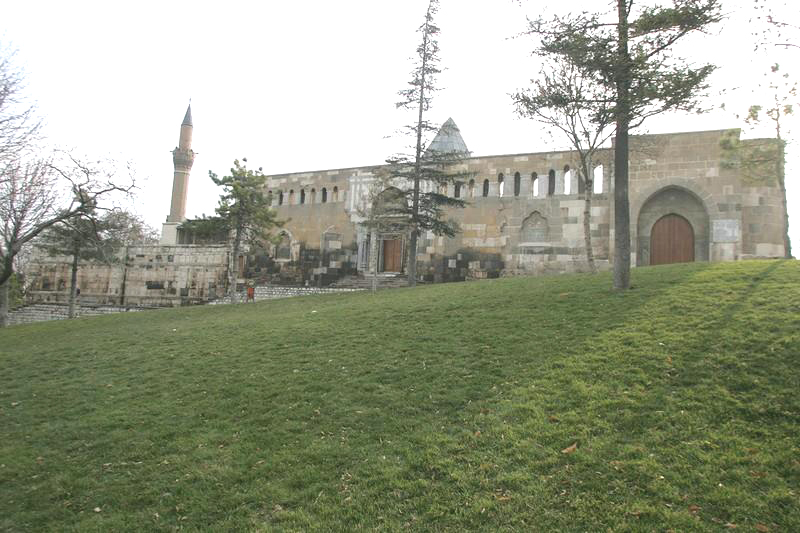 alaeddin-mosque-in-konya-turkey-03-copy