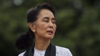 เมียนม่าร์ท้าทายหลังองค์กรนิรโทษกรรมสากลประกาศถอนรางวัลที่มอบให้ซู จี