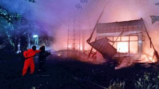 ไฟไหม้วอด!! อาคารโรงเรียนมัสยิดอิสลาม อ.สันกำแพง จ.เชียงใหม่